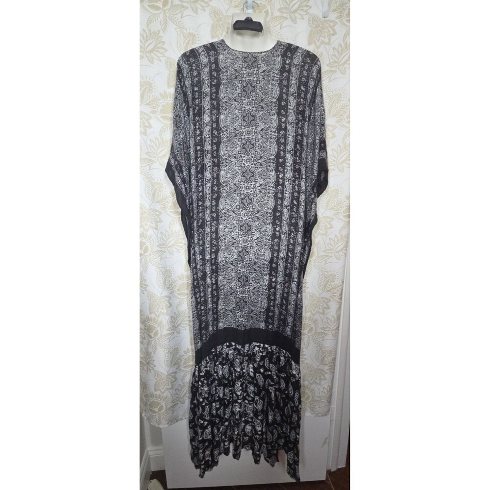 Black & White Paisley Kimono Sleeve Maxi Dress Duster Coverup Ruffle Hem OS EUC - Picture 6 of 13
